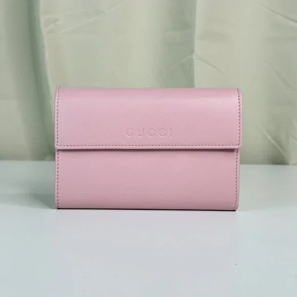 Gucci Pink Leather Small Wallet Elegant with Classic Logo Design Compact - Picture 2 of 8